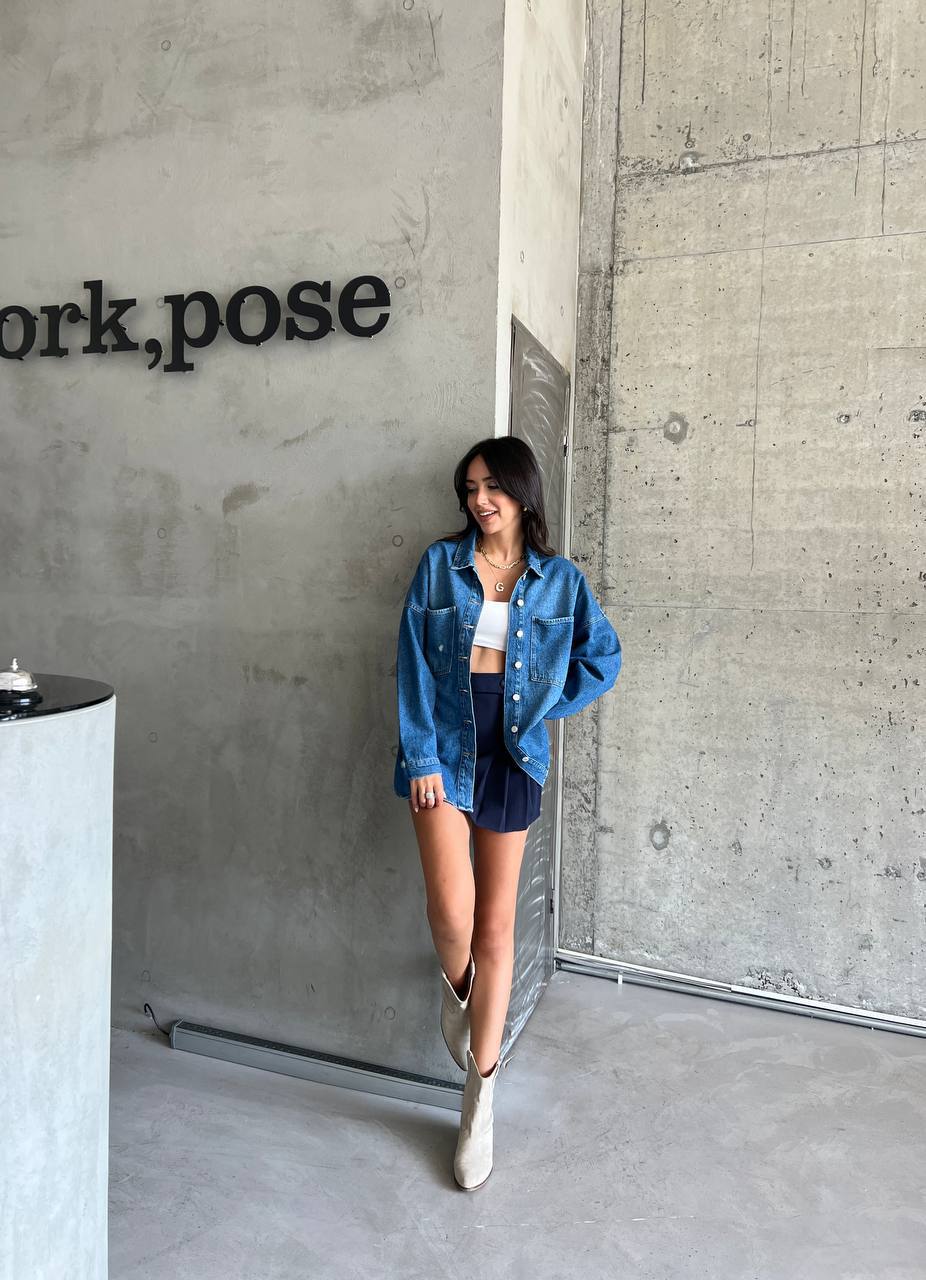 Oversized Denim Shirt – Women’s Casual Layer